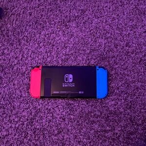 black red and blue able to take off the two mini controllers on the side